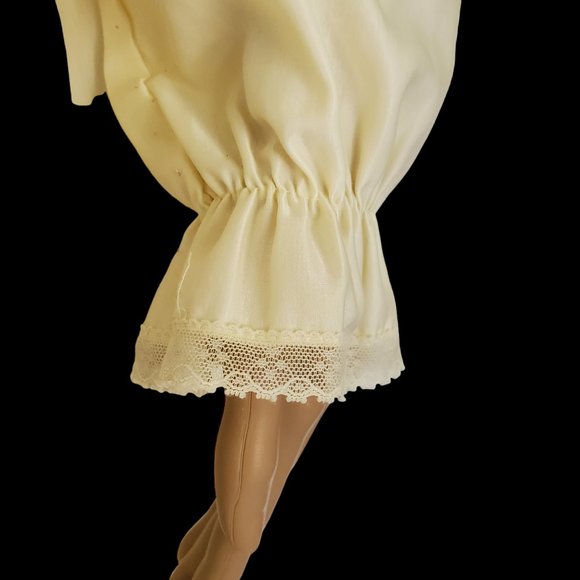 Vintage JC Penney Maxi Nightgown Women's L Pale Yellow Embroider Union Label - Picture 9 of 10
